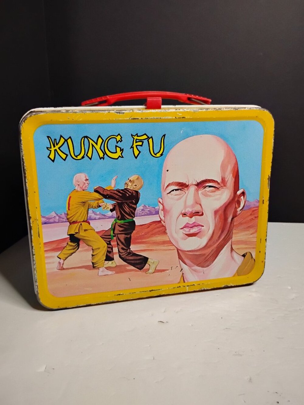 Vintage Kung Fu metal lunchbox 1974